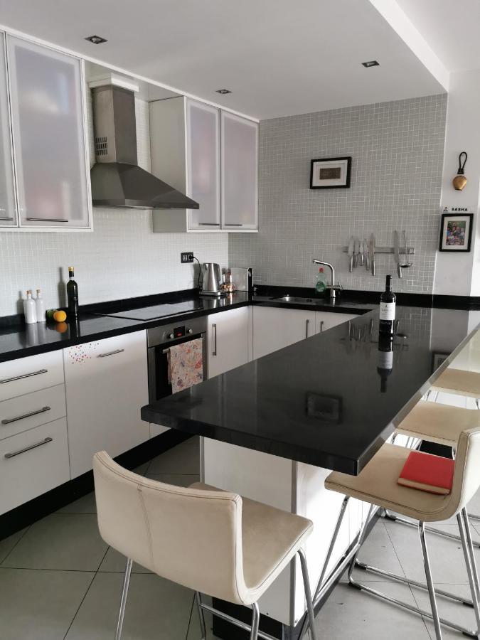 דירות אל מדאנו Modern Sea View Duplex With Parking מראה חיצוני תמונה